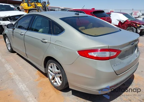 2015 Ford Fusion Se z USA, uszkodzony, nr VIN 3FA6P0H72FR236137
